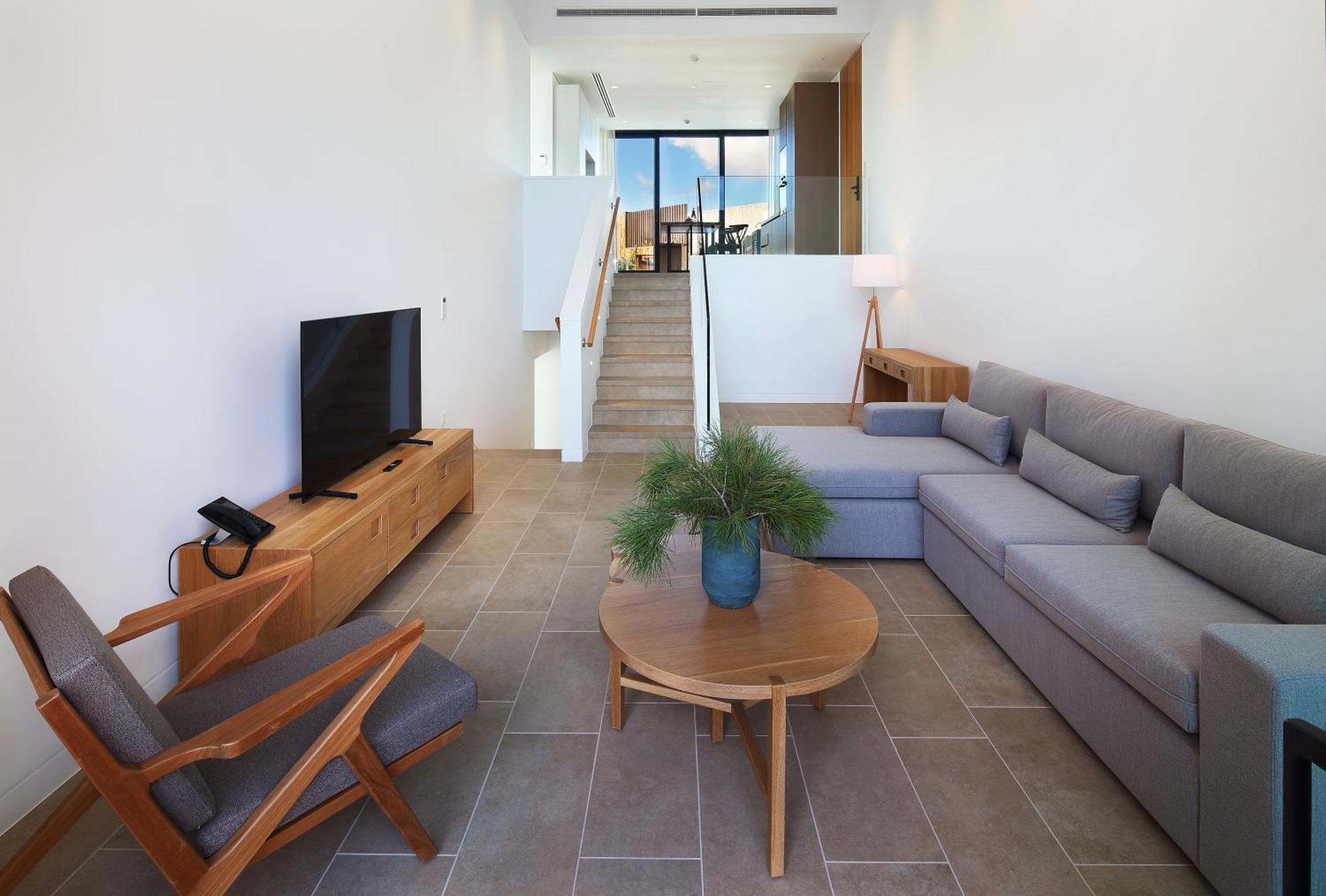 Minthis Resort Tsadha Exteriör bild Living room